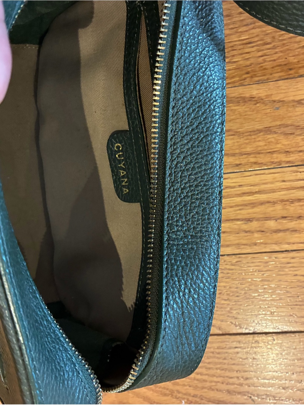 Cuyana Dark Green Pebbled Leather Crossbody Bag - Picture 3 of 3